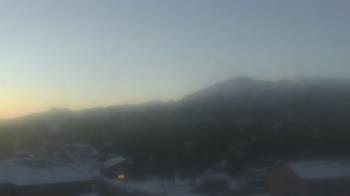 Weather camera view of Woodland Park Public Library.