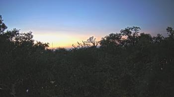 Weather camera view of Metairie Club Gardens.