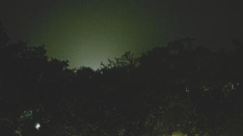 Weather camera view of Metairie Club Gardens.