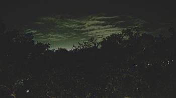 Weather camera view of Metairie Club Gardens.