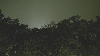 Weather camera view of Metairie Club Gardens.