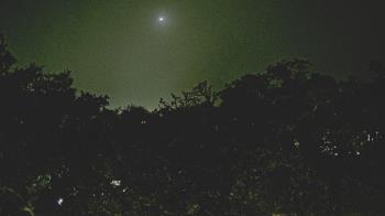 Weather camera view of Metairie Club Gardens.