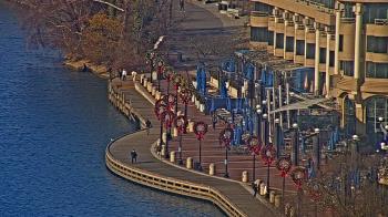 Weather camera view of The Watergate Hotel.