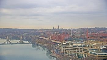 Weather camera view of The Watergate Hotel.