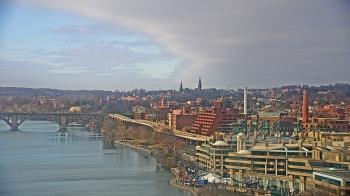 Weather camera view of The Watergate Hotel.