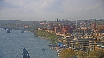 Weather camera view of The Watergate Hotel.