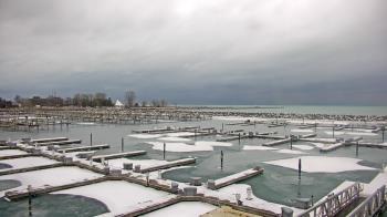 Weather camera view of Waukegan Harbor and Marina.