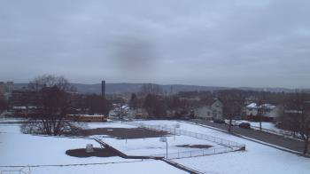 Weather camera view of Heights Murray ES.