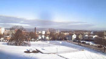 Weather camera view of Heights Murray ES.