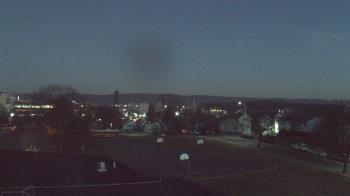 Weather camera view of Heights Murray ES.