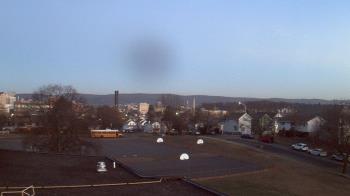 Weather camera view of Heights Murray ES.