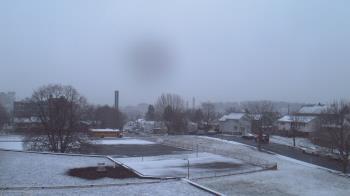 Weather camera view of Heights Murray ES.