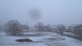 Weather camera view of Heights Murray ES.