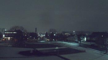 Weather camera view of Heights Murray ES.