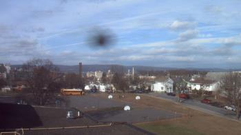 Weather camera view of Heights Murray ES.