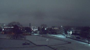 Weather camera view of Heights Murray ES.