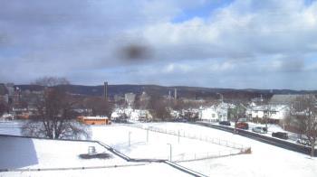 Weather camera view of Heights Murray ES.