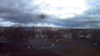 Weather camera view of Heights Murray ES.