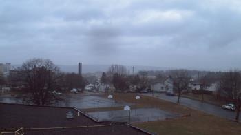 Weather camera view of Heights Murray ES.
