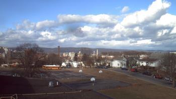 Weather camera view of Heights Murray ES.