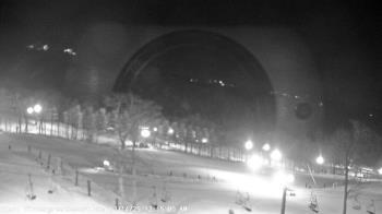 Weather camera view of Wintergreen Mtn. at 3600 ft. elev..