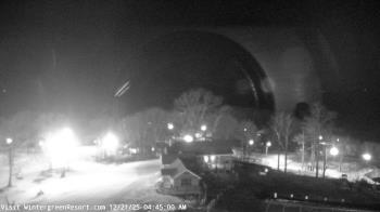 Weather camera view of Wintergreen Mtn. at 3600 ft. elev..