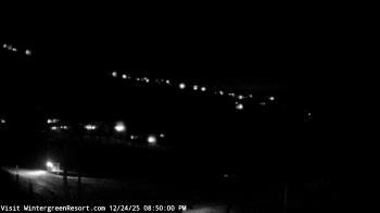 Weather camera view of Wintergreen Mtn. at 3600 ft. elev..