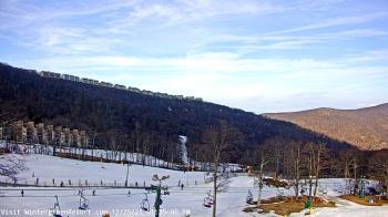 Weather camera view of Wintergreen Mtn. at 3600 ft. elev..