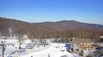 Weather camera view of Wintergreen Mtn. at 3600 ft. elev..