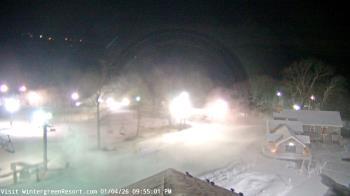 Weather camera view of Wintergreen Mtn. at 3600 ft. elev..