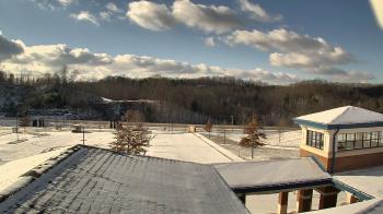 Weather camera view of Wrigley Elementary School.