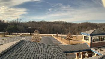 Weather camera view of Wrigley Elementary School.