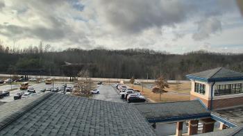 Weather camera view of Wrigley Elementary School.