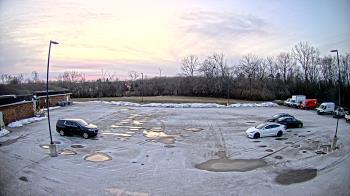 Weather camera view of Zion Public School District 6.