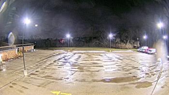 Weather camera view of Zion Public School District 6.