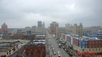 Weather camera view of Akron Beacon Journal.
