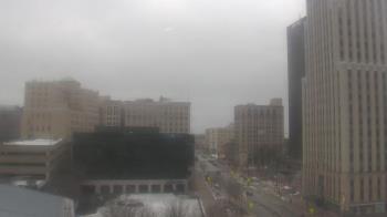 Weather camera view of Akron-Summit County Public Library.