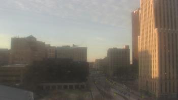 Weather camera view of Akron-Summit County Public Library.