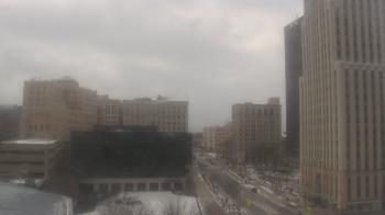 Weather camera view of Akron-Summit County Public Library.