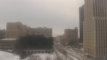 Weather camera view of Akron-Summit County Public Library.