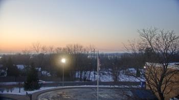 Weather camera view of Grass Lake School District 36.