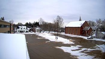 Weather camera view of Antwerp Primary School.