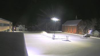 Weather camera view of Antwerp Primary School.