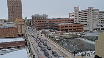 Weather camera view of City of Aurora IL.