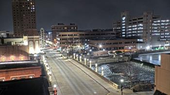 Weather camera view of City of Aurora IL.