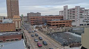 Weather camera view of City of Aurora IL.