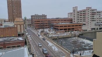 Weather camera view of City of Aurora IL.