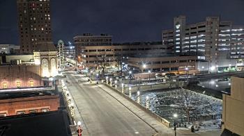 Weather camera view of City of Aurora IL.
