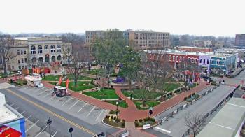 Weather camera view of Walton�s 5 & 10.