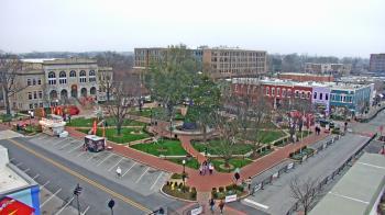 Weather camera view of Walton�s 5 & 10.